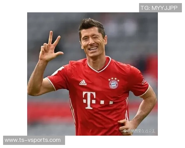 莱万：普罗别日辞职后没笑；非常感谢那时支持我的球迷们